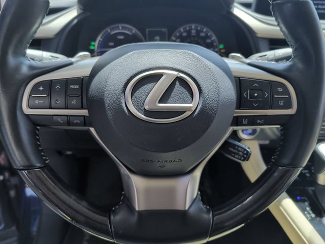 Used 2022 Lexus RX 450hL Luxury w/ Cold Area Package (CT) AWD/4WD image 16