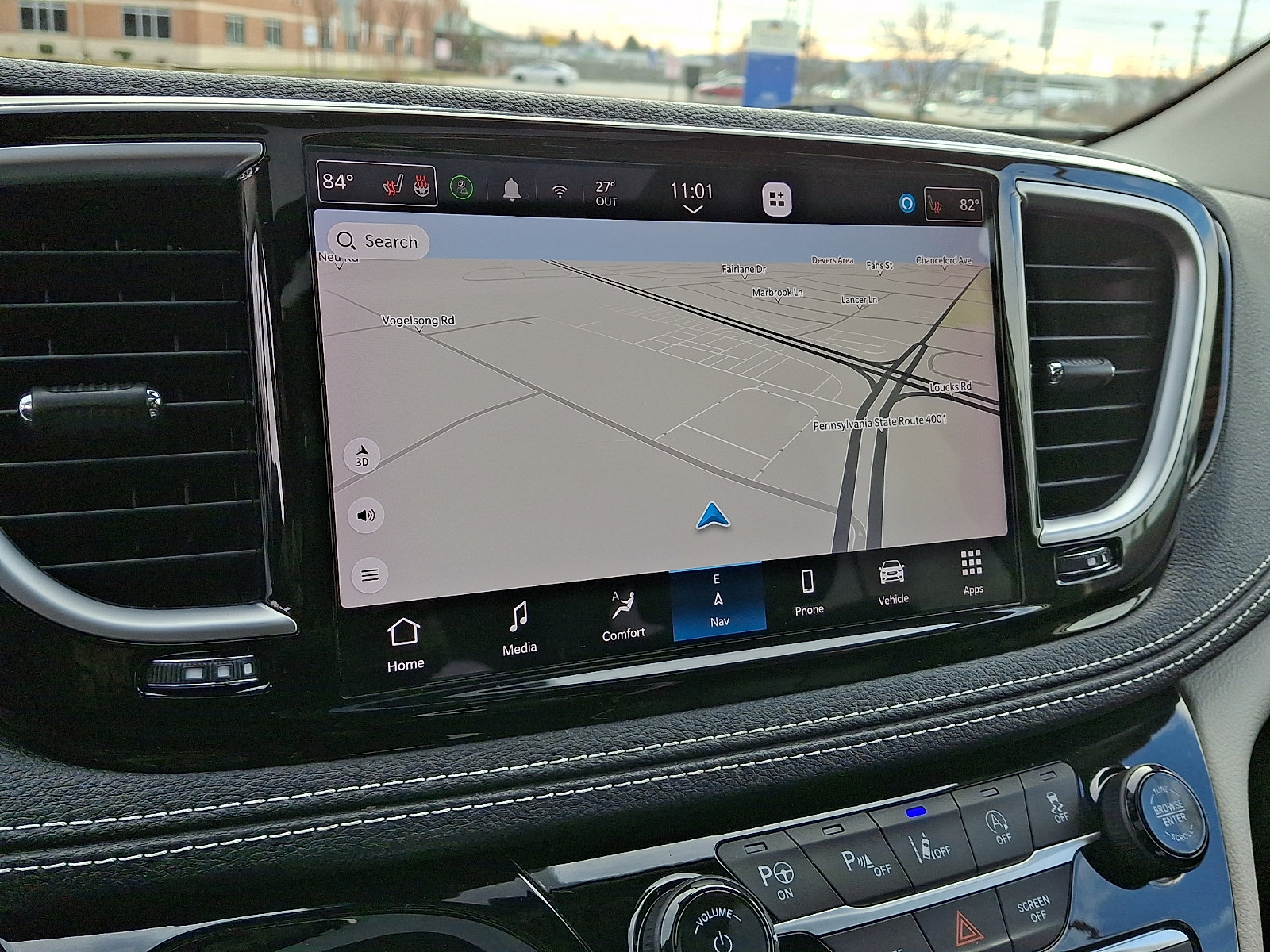 Used 2023 Chrysler Pacifica Limited image 19