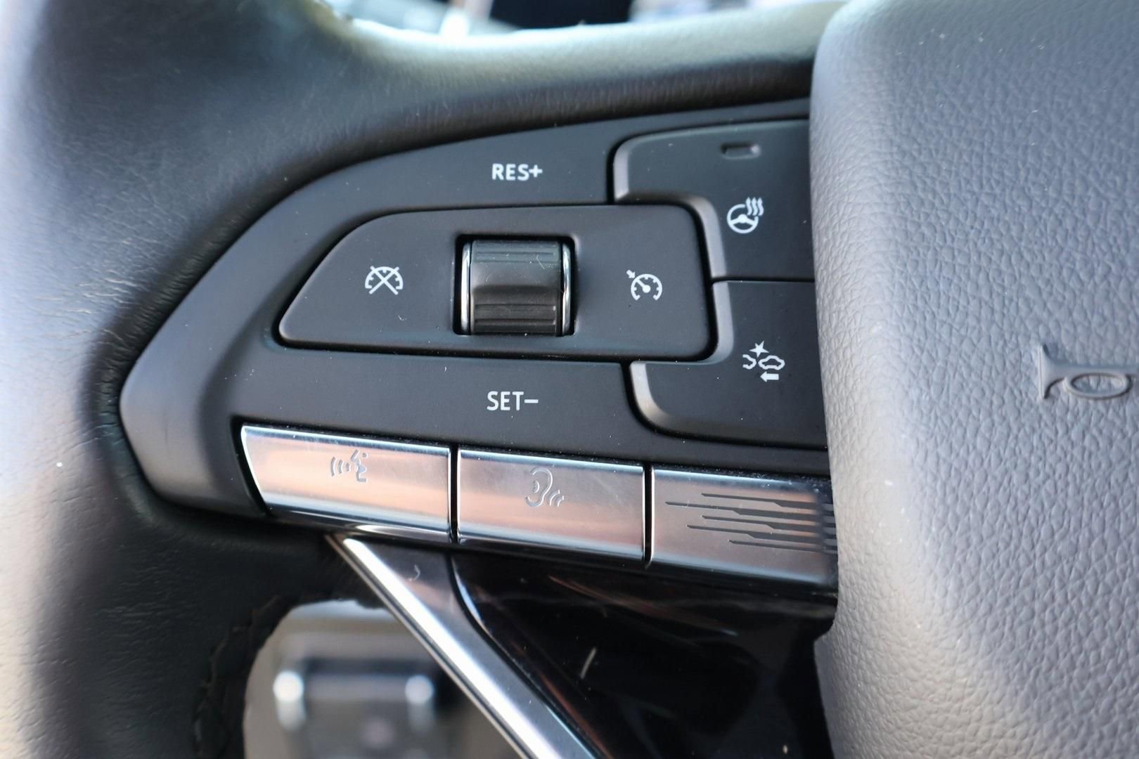 Certified 2023 Cadillac Escalade ESV Sport w/ LPO, ONYX Package image 25