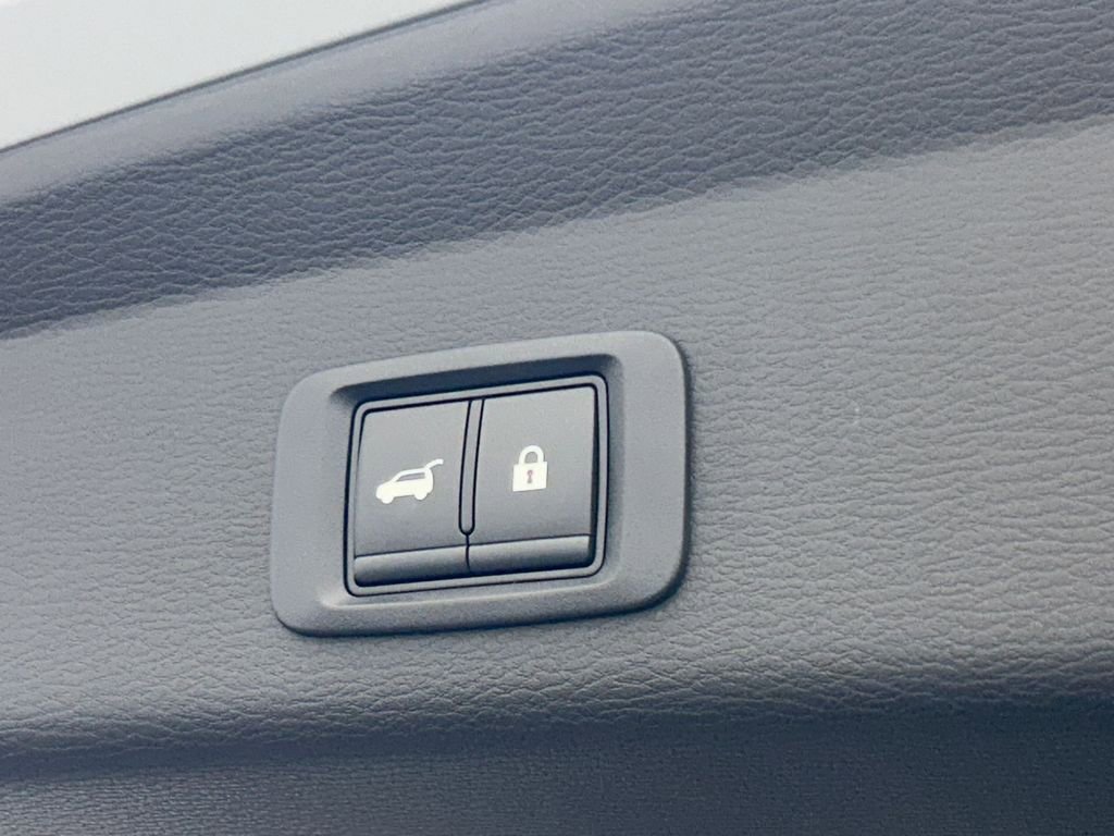 New 2026 Mitsubishi Outlander SE FWD image 32