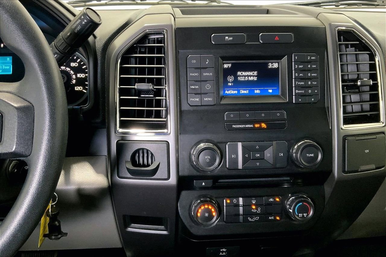 Used 2016 Ford F150 XLT image 5