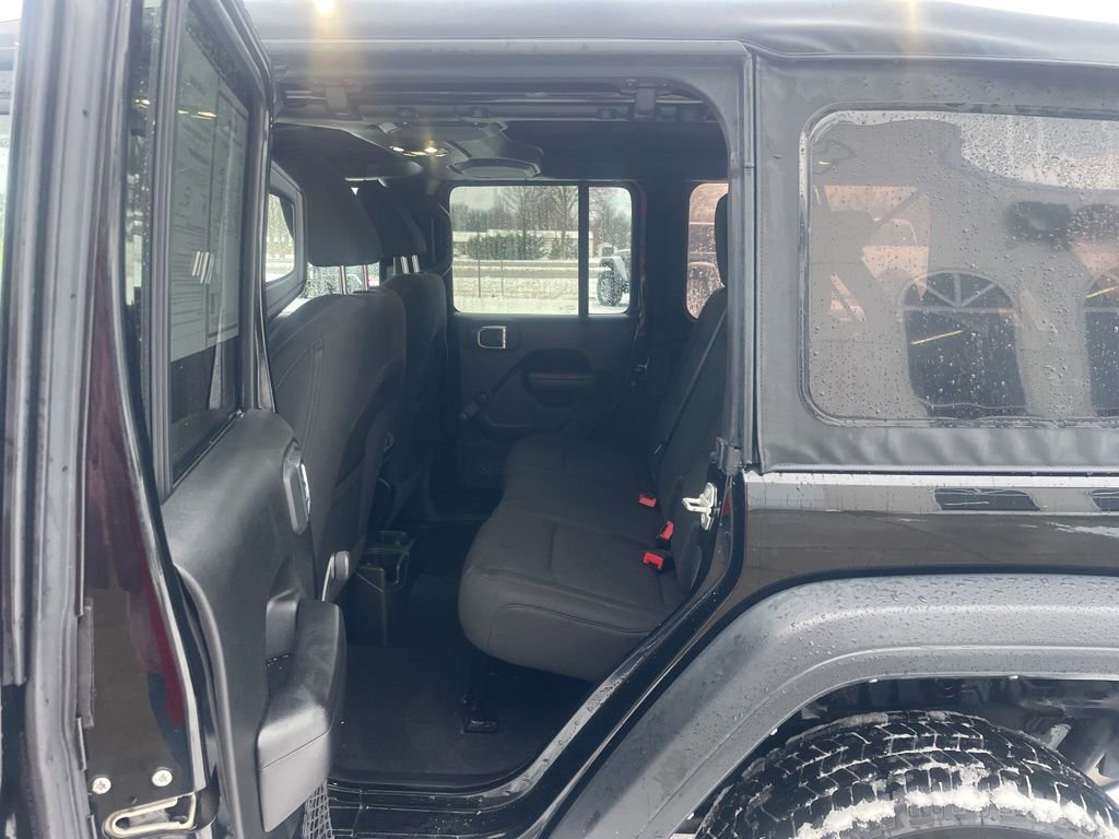 Used 2021 Jeep Wrangler Unlimited Sport image 18