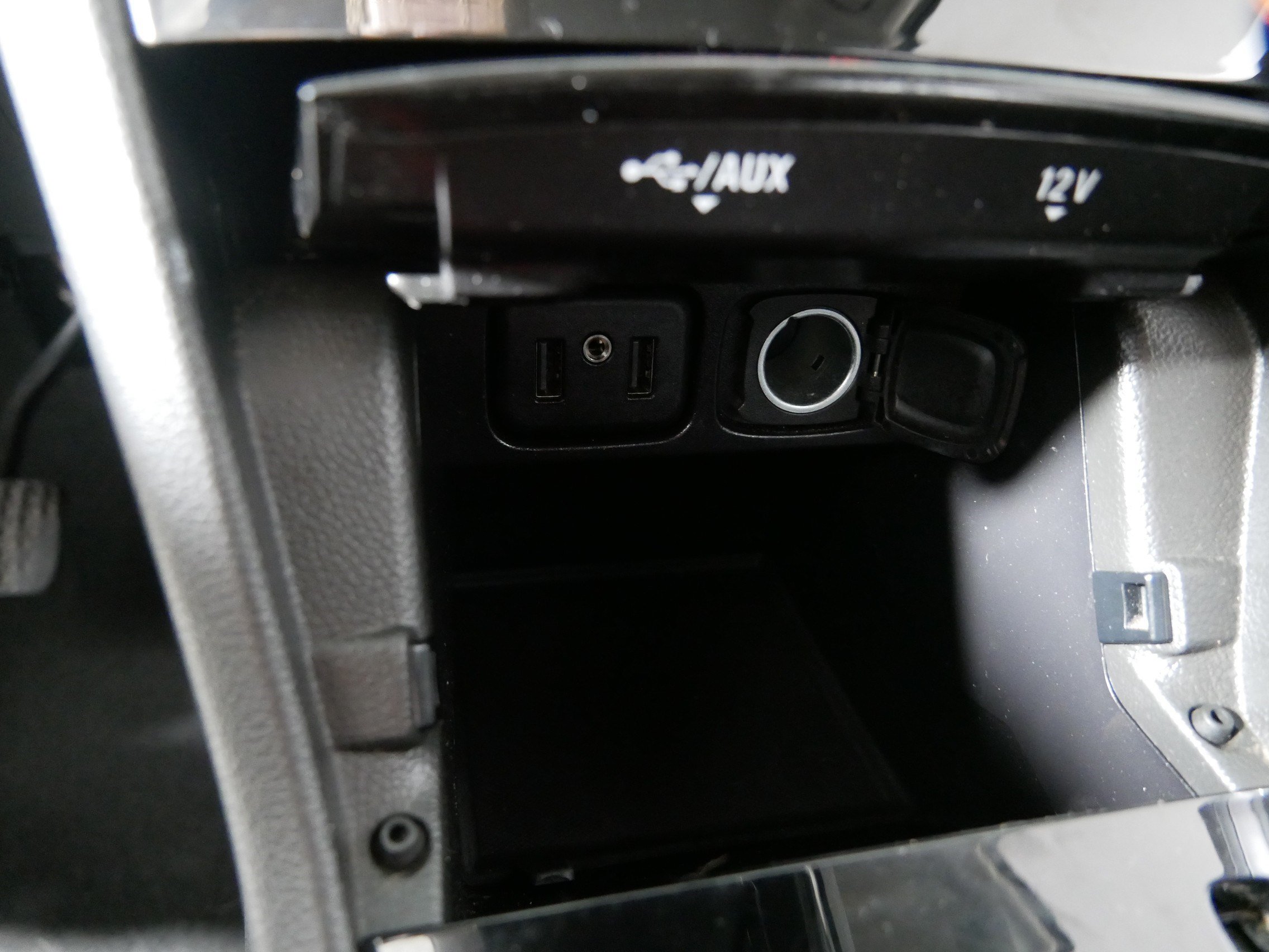 Used 2020 Buick Encore Preferred w/ Safety Package AWD/4WD image 29
