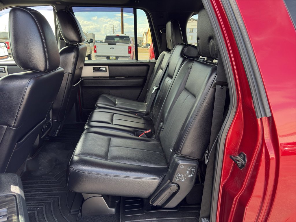 Used 2017 Ford Expedition EL Limited w/ Equipment Group 301A AWD/4WD image 19