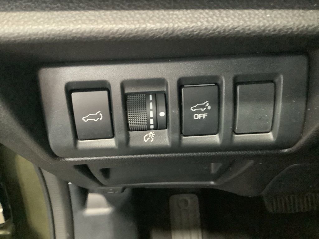 Certified 2025 Subaru Outback Limited image 19