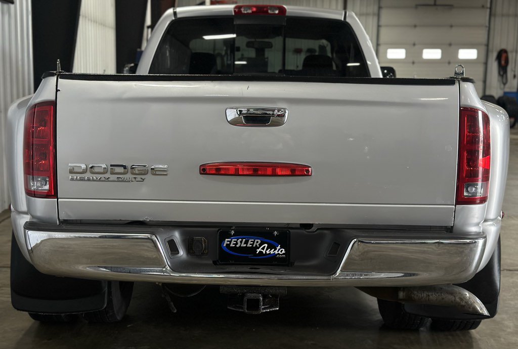 Used 2003 Dodge Ram 3500 Truck ST RWD image 2