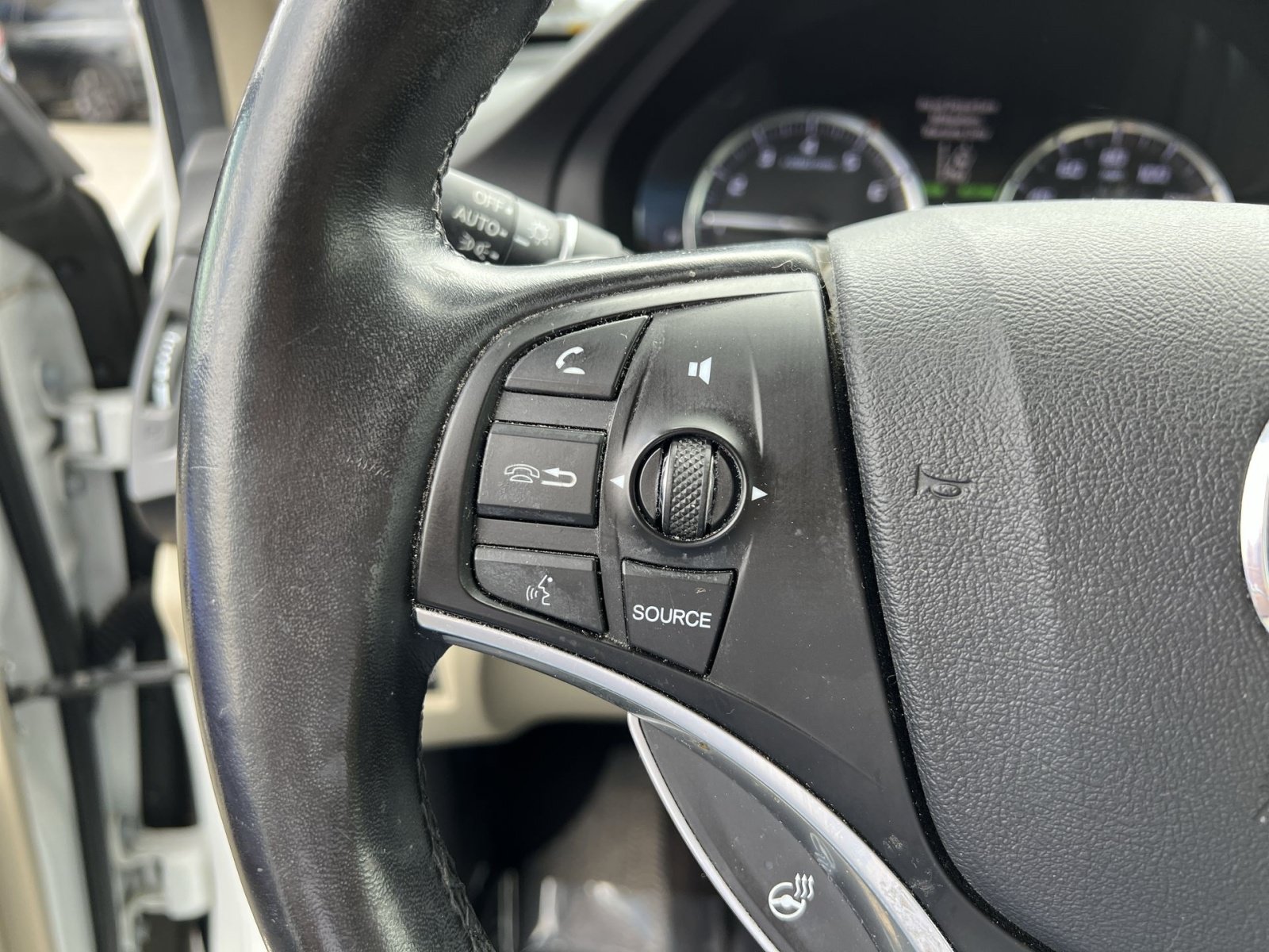 Certified 2020 Acura MDX SH-AWD w/ Advance Package image 30