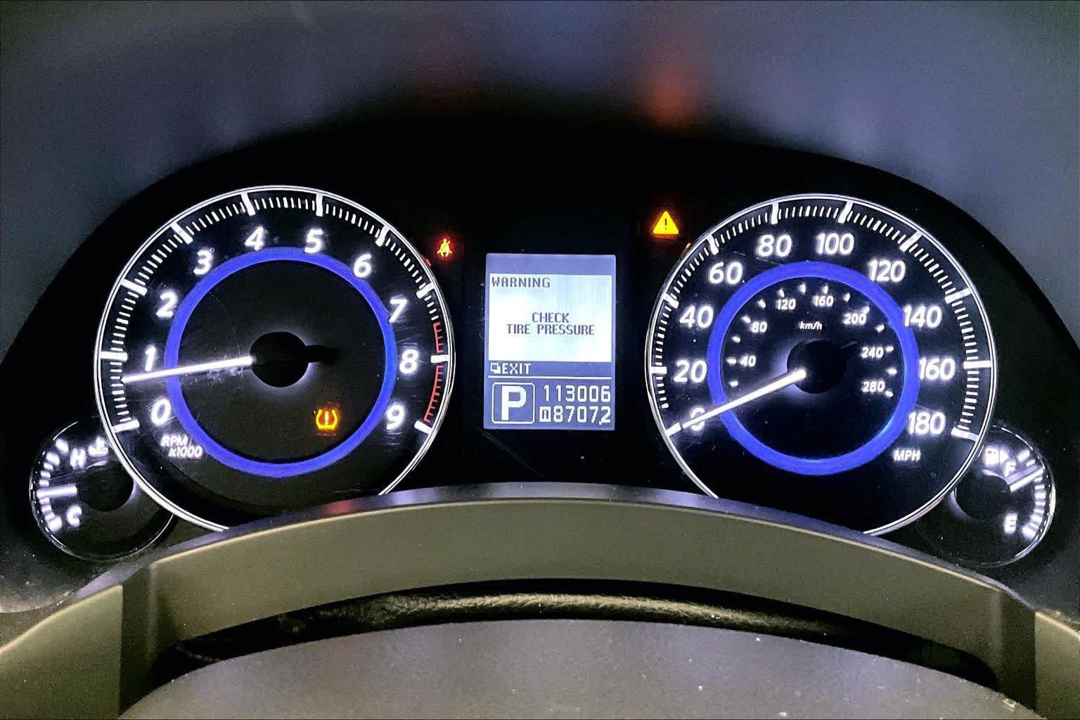 Used 2014 INFINITI QX70 AWD w/ Premium Package image 23