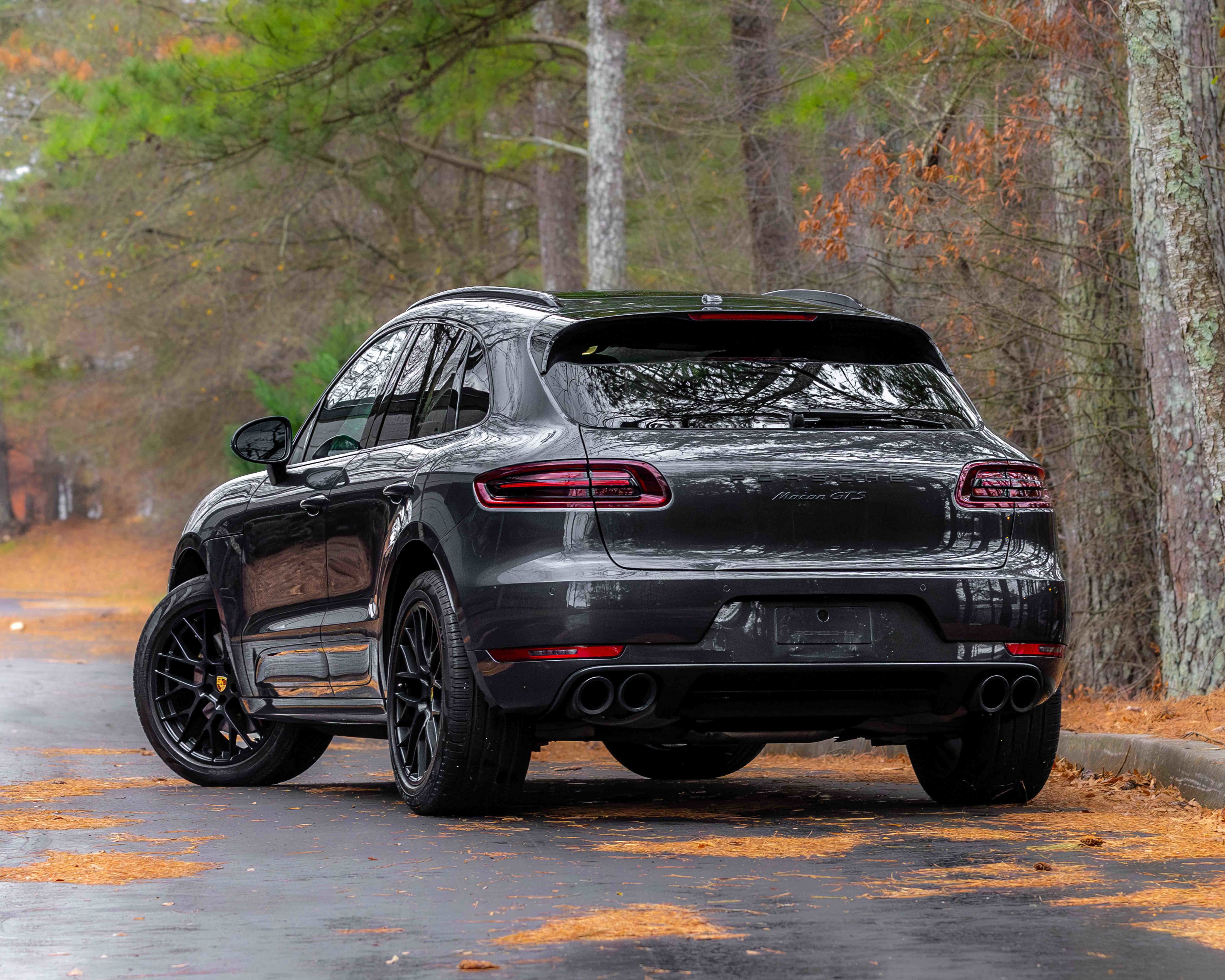 Used 2017 Porsche Macan GTS image 3