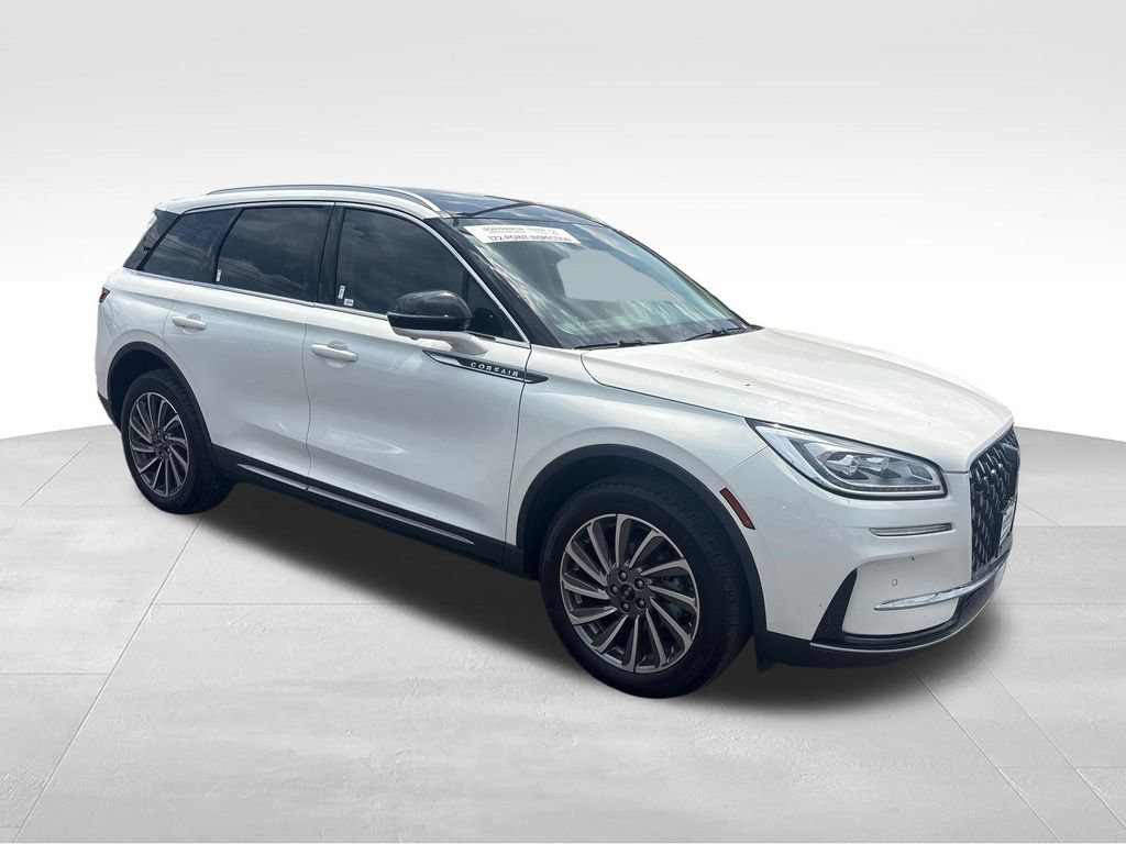 Used 2024 Lincoln Corsair Reserve w/ Equipment Group 201A AWD/4WD image 8