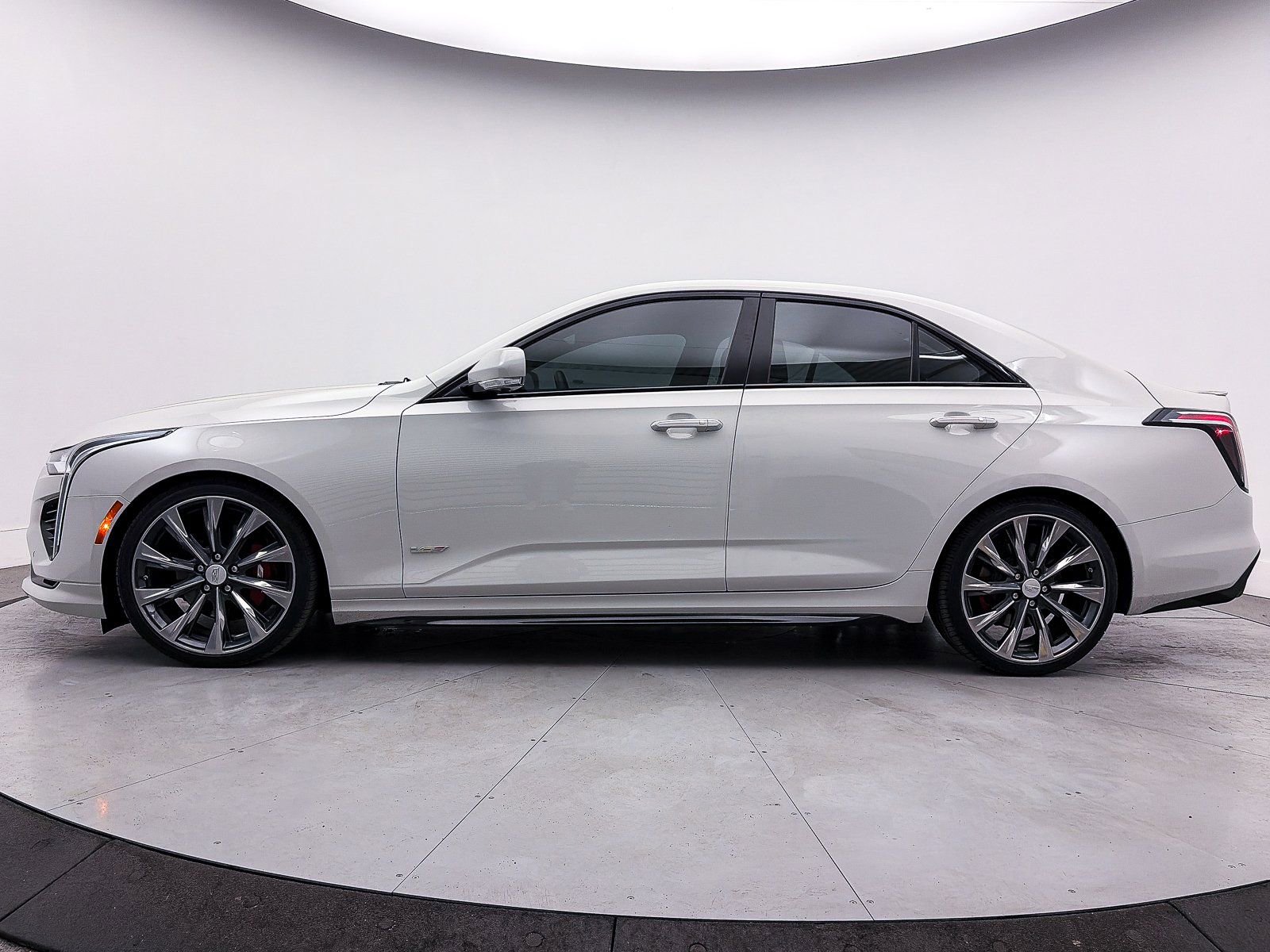 Used 2022 Cadillac CT4 V w/ Navigation Package image 44