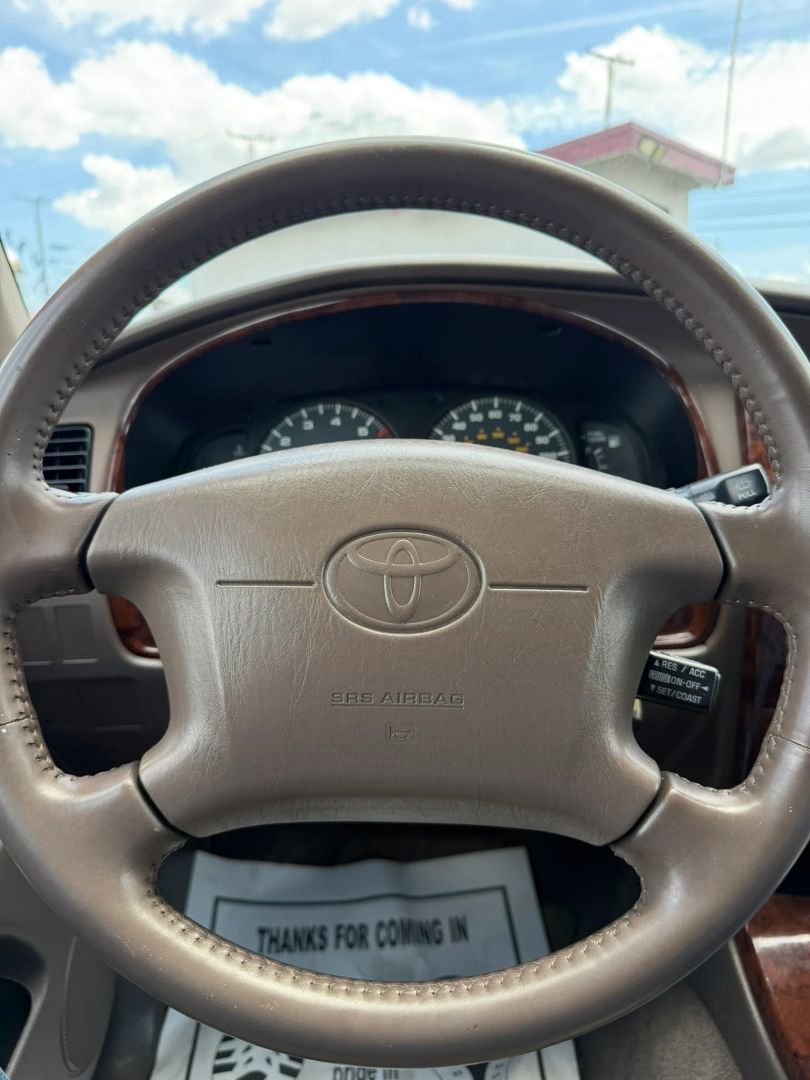 Used 2000 Toyota 4Runner Limited image 18