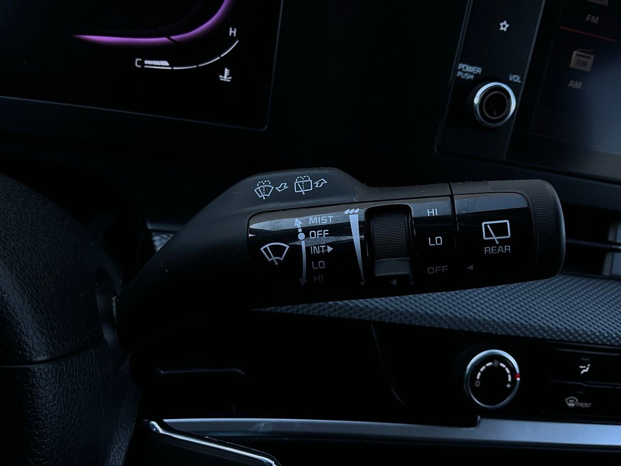 Used 2025 Kia Sportage LX image 34