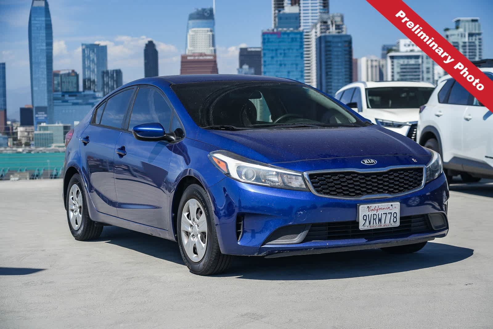 Used 2017 Kia Forte LX FWD image 1