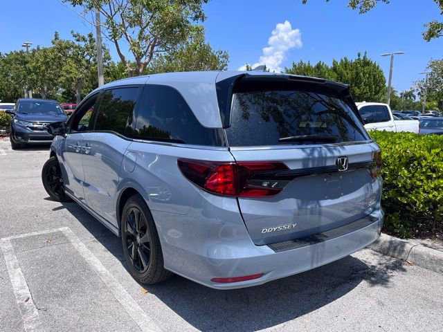 Used 2024 Honda Odyssey Sport image 4