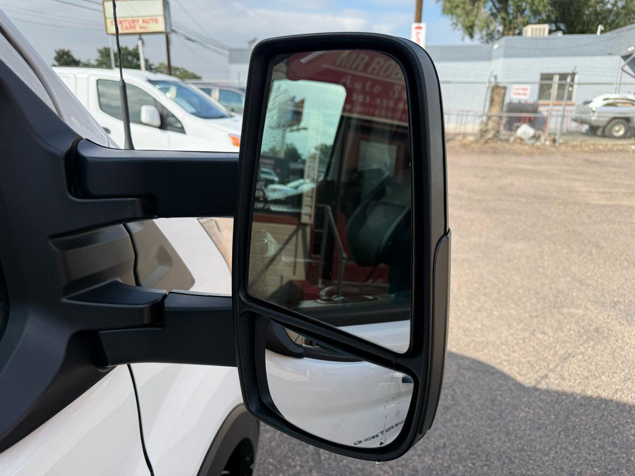 Used 2020 Ford Transit 350 DRW RWD image 28