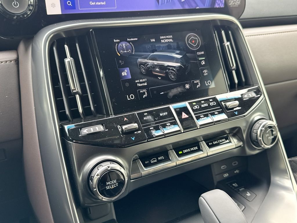 New 2026 Lexus LX 700h Luxury AWD/4WD image 28