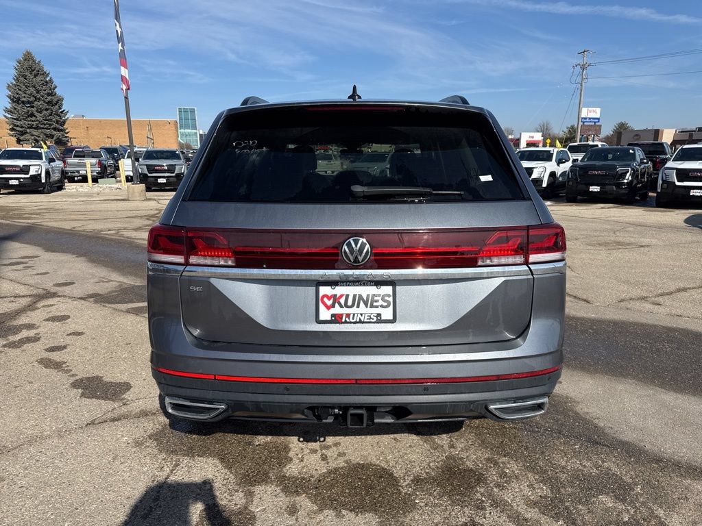Used 2024 Volkswagen Atlas SE FWD image 9