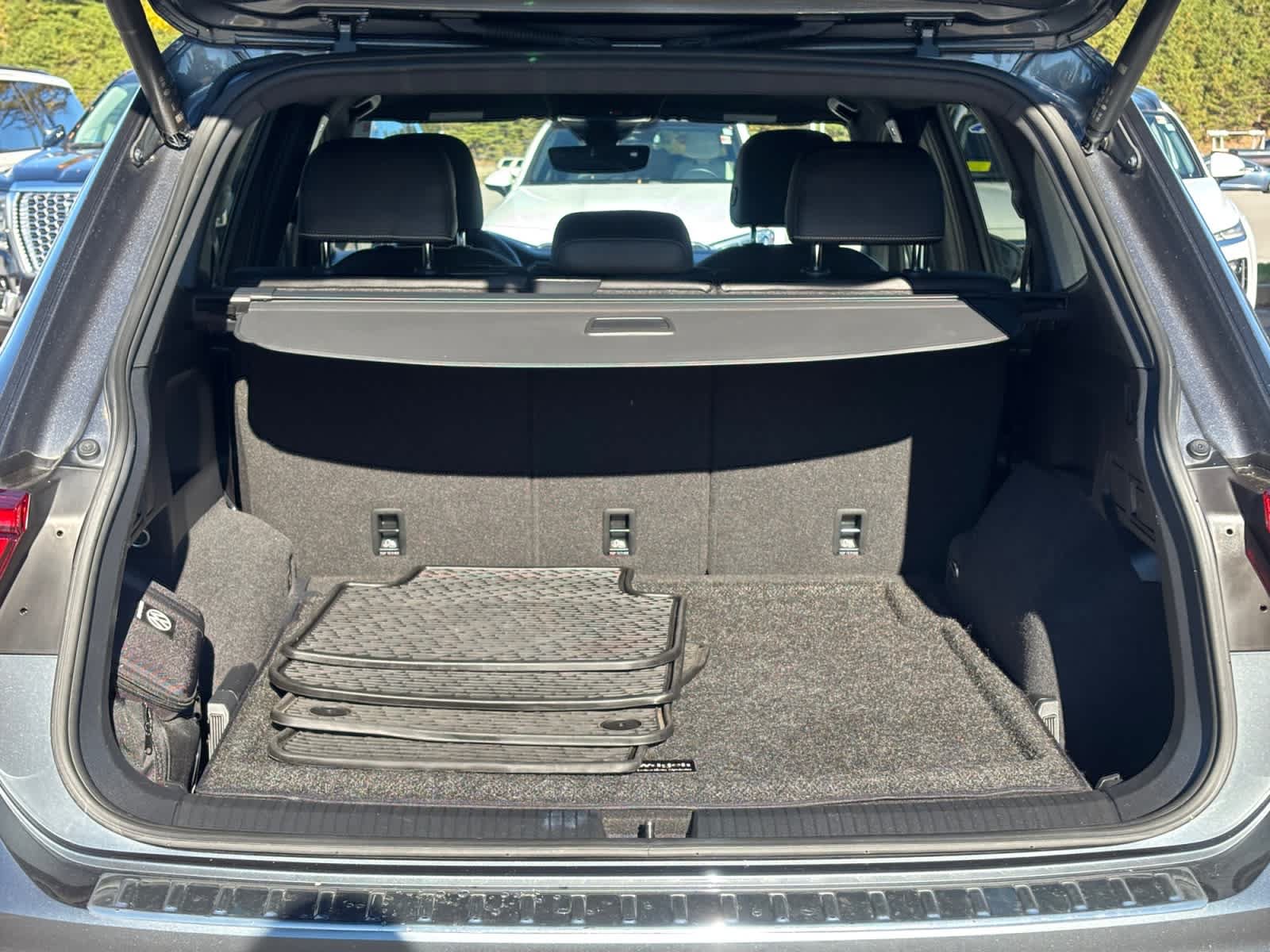Used 2022 Volkswagen Tiguan SEL R-Line AWD/4WD image 21