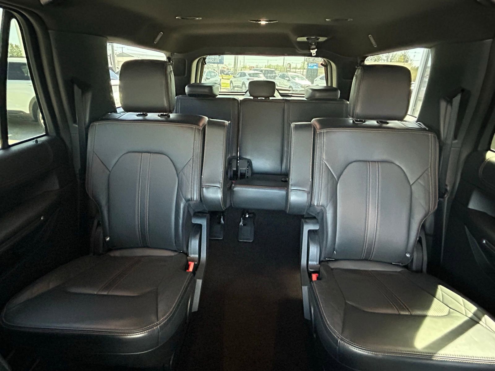 Used 2023 Ford Expedition Max Platinum AWD/4WD image 23