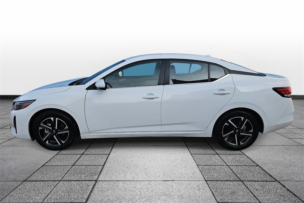 Used 2024 Nissan Sentra SV image 8