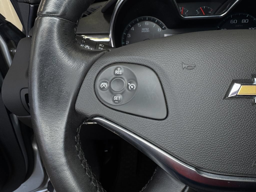 Used 2018 Chevrolet Impala Premier FWD image 16