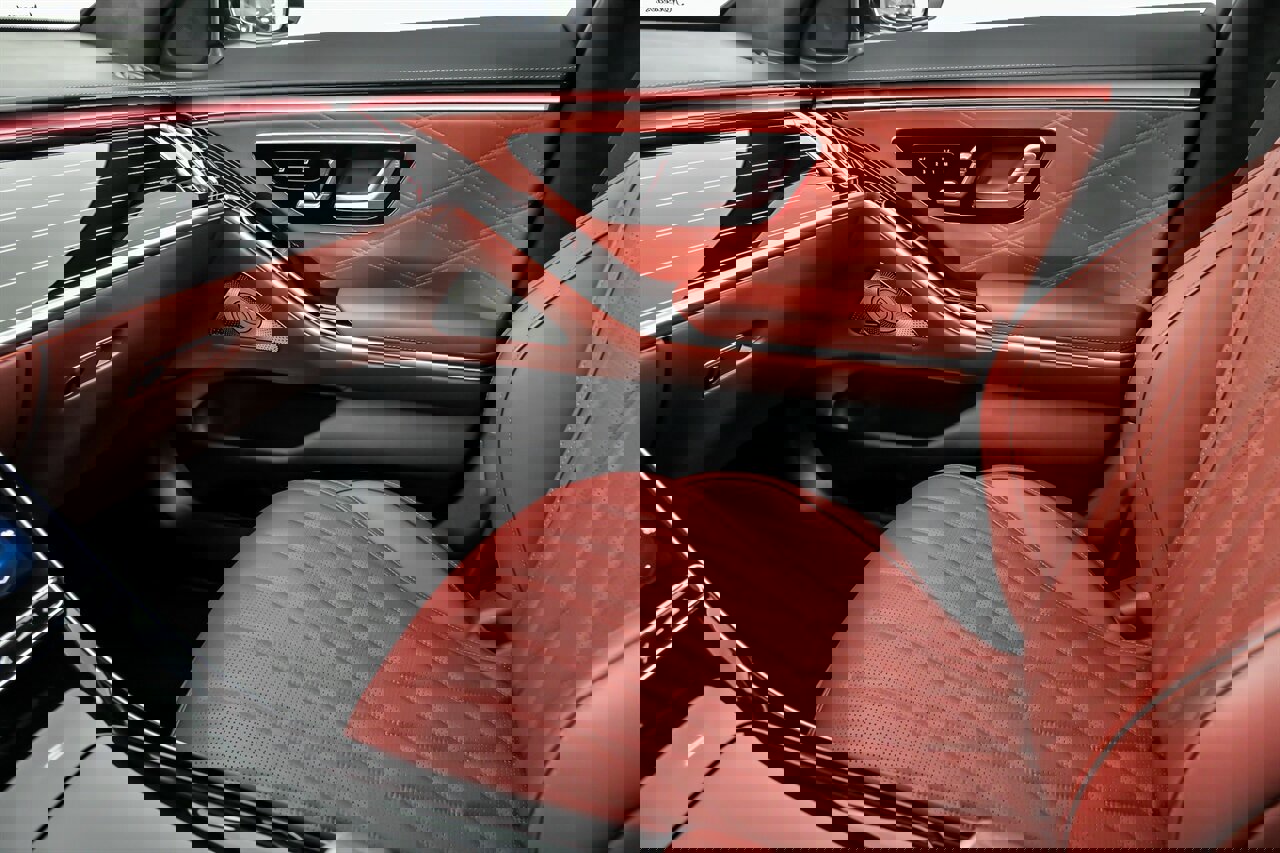 Used 2024 Mercedes-Benz S 63 AMG S image 39