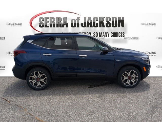 Certified 2021 Kia Seltos SX AWD/4WD image 9
