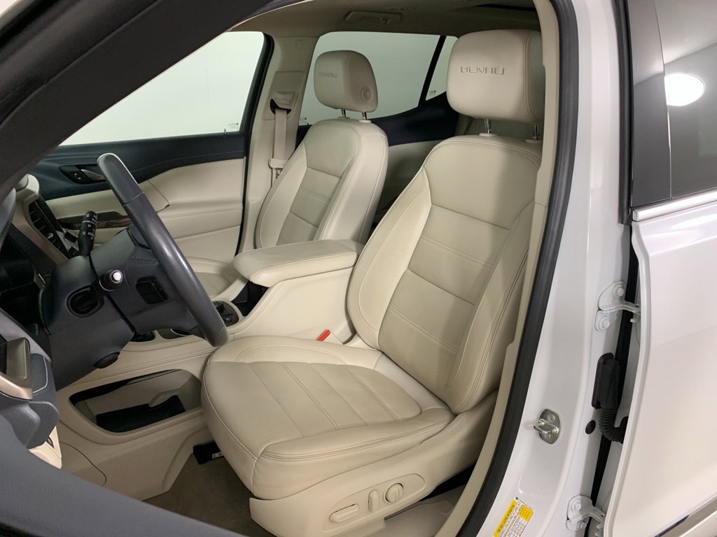 Used 2020 GMC Acadia Denali w/ Denali Ultimate Package image 30