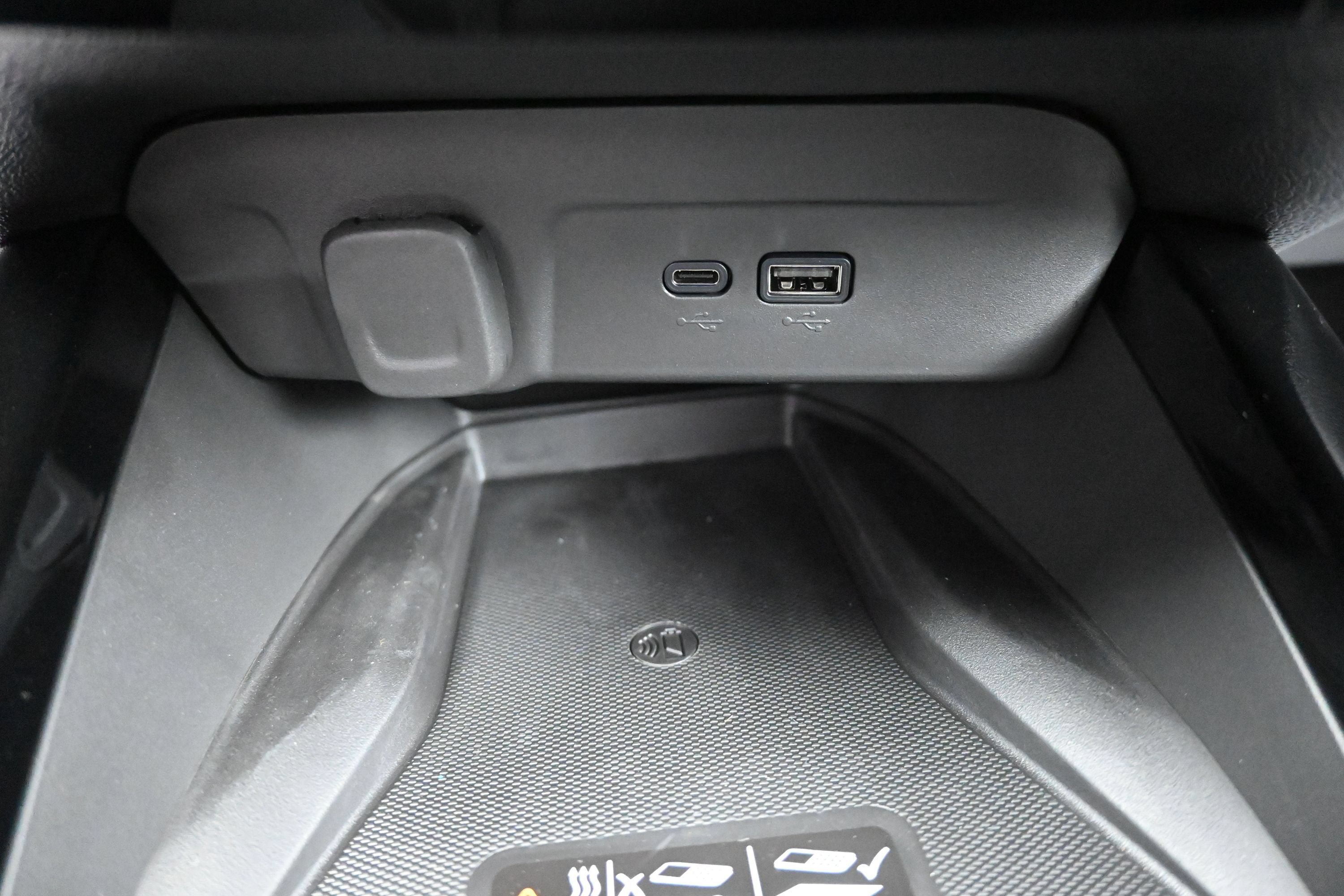 New 2026 Chevrolet Trax RS w/ Sunroof Package FWD image 20
