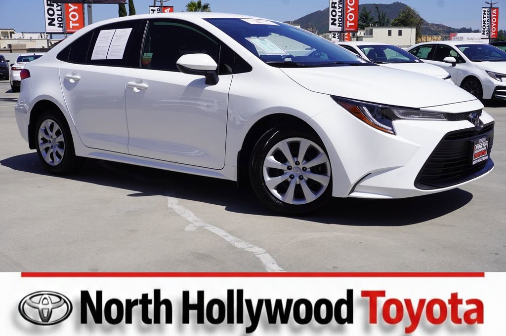 Certified 2026 Toyota Corolla LE FWD image 1