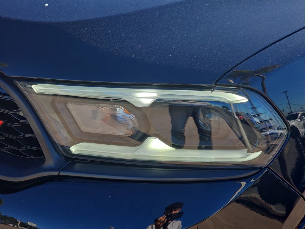 Used 2023 Dodge Durango GT image 34