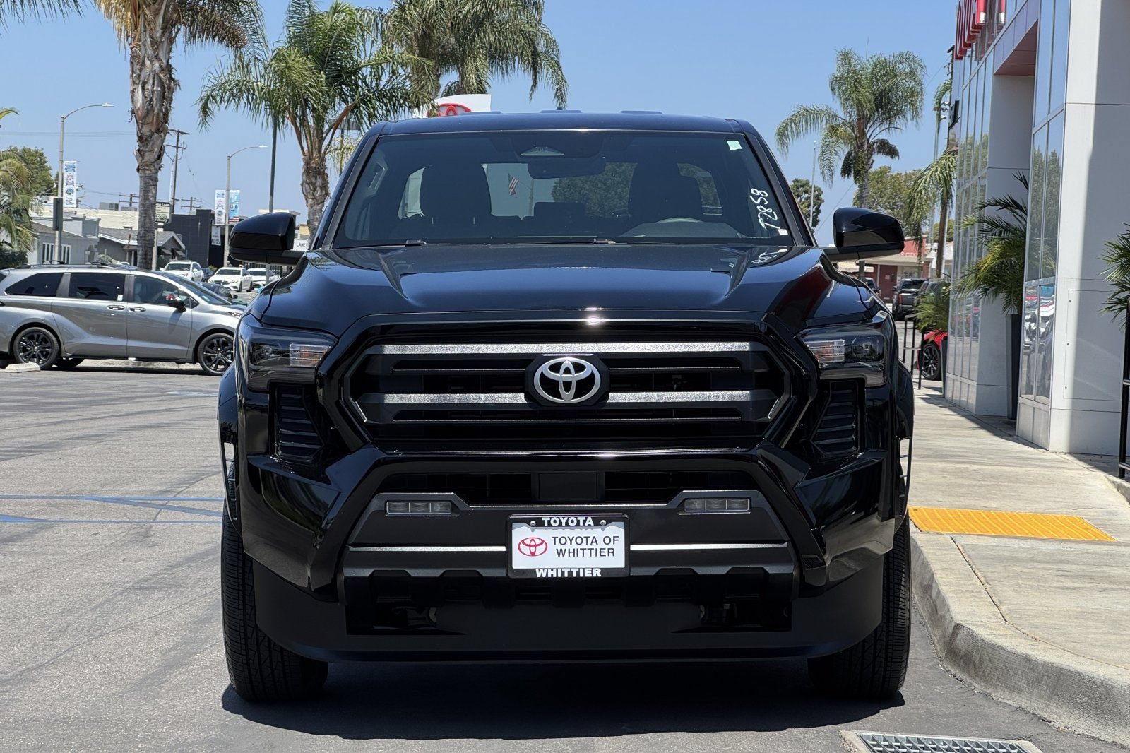 Certified 2024 Toyota Tacoma SR5 AWD/4WD image 11