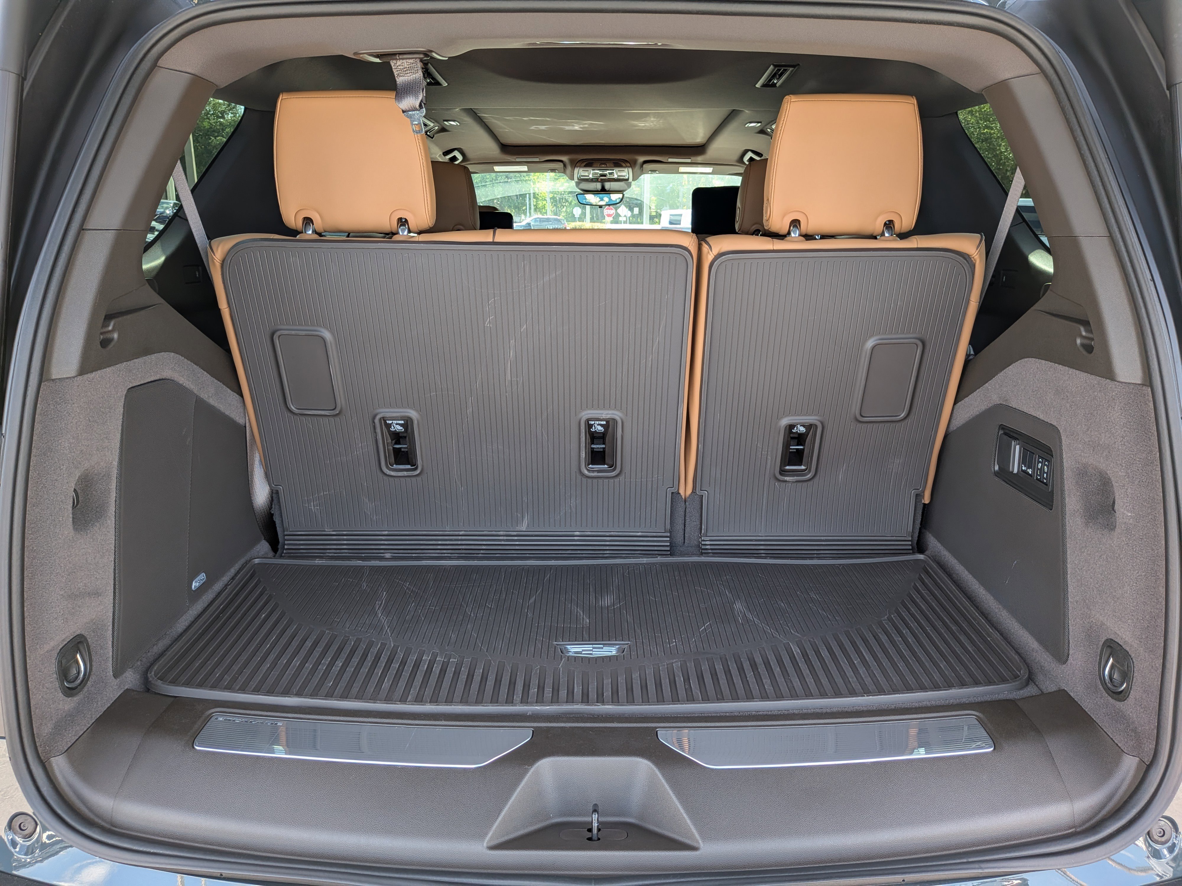 Certified 2025 Cadillac Escalade Premium Luxury w/ LPO, Floor Liner Package RWD image 18