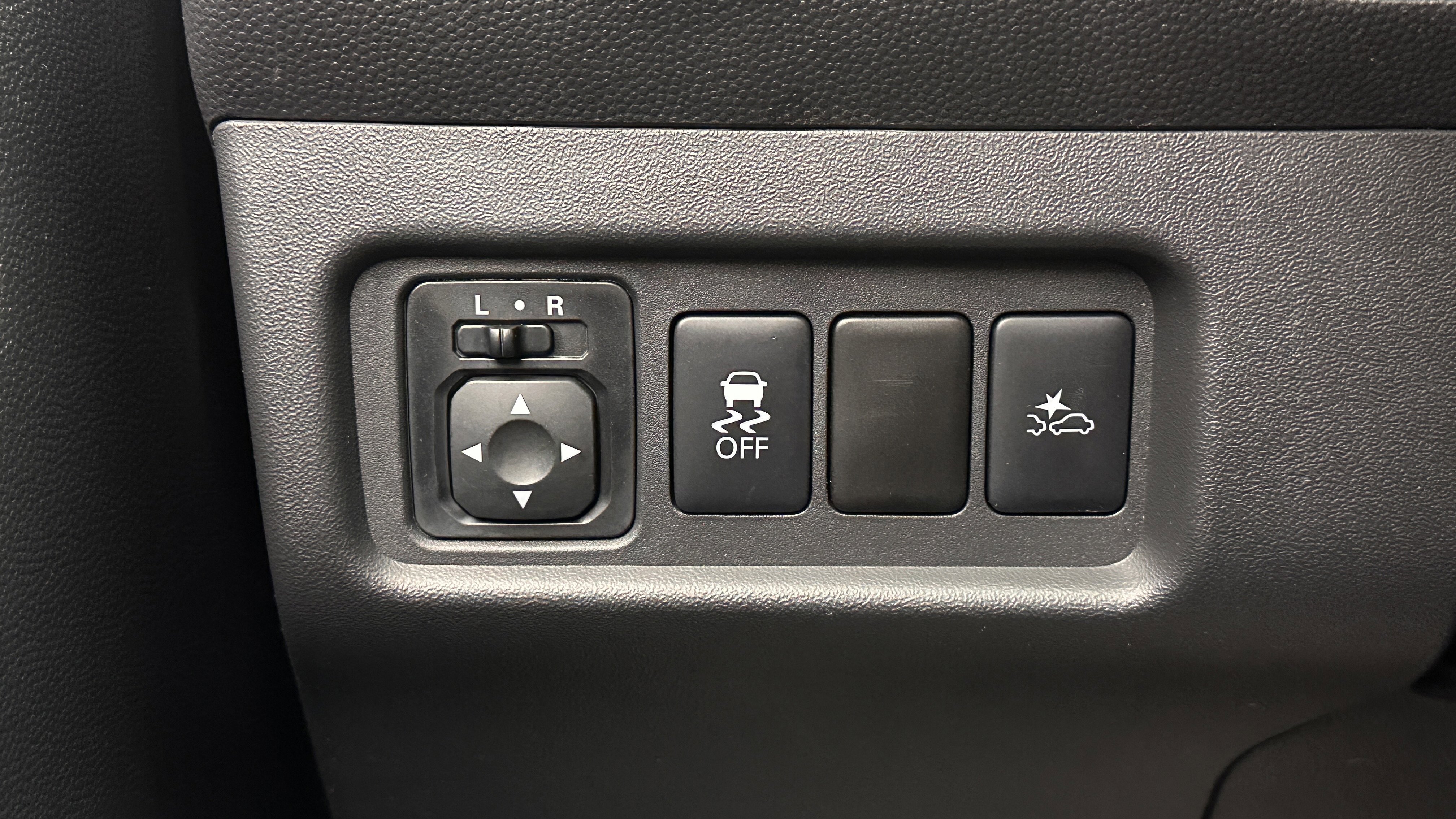 Used 2023 Mitsubishi Mirage ES image 19