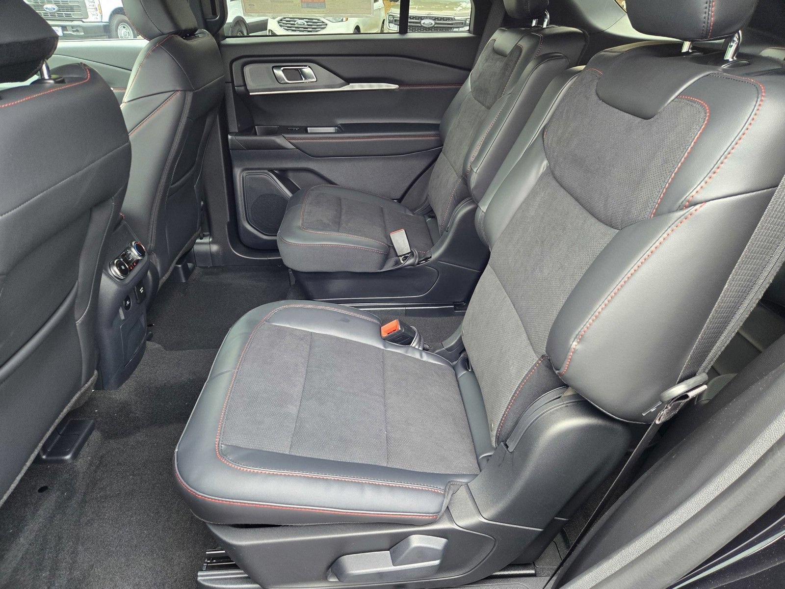 New 2026 Ford Explorer ST AWD/4WD image 7
