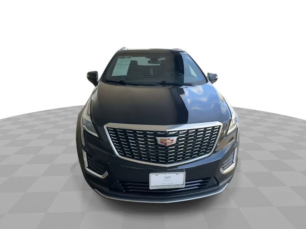 Certified 2025 Cadillac XT5 Premium Luxury image 3