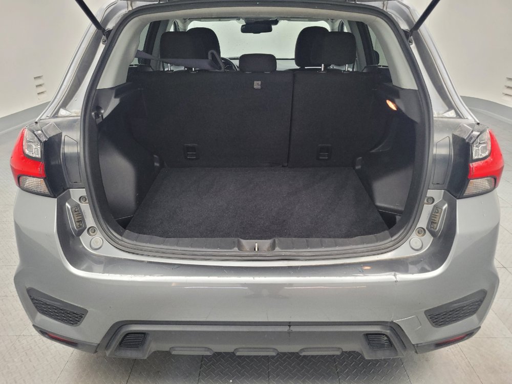 Used 2021 Mitsubishi Outlander Sport SE FWD image 29