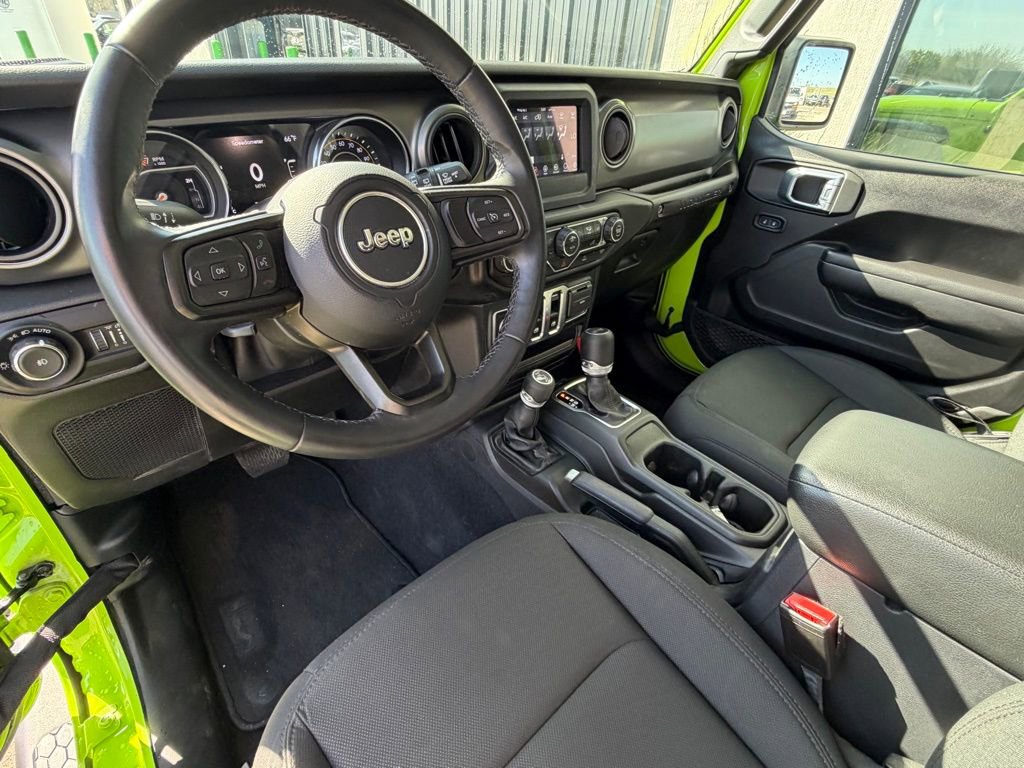 Used 2021 Jeep Wrangler Sport S AWD/4WD image 9