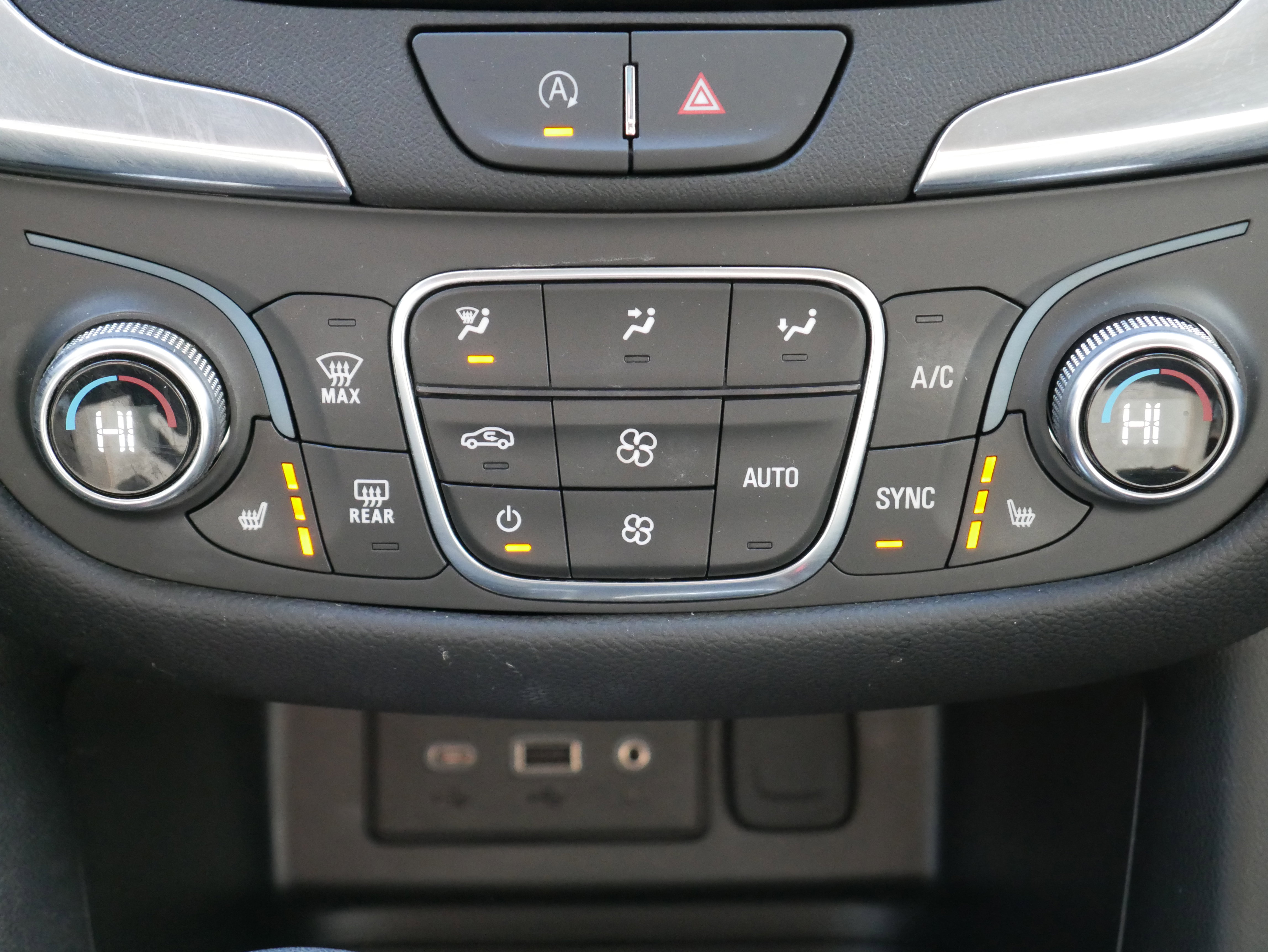 Certified 2023 Chevrolet Equinox LT image 18