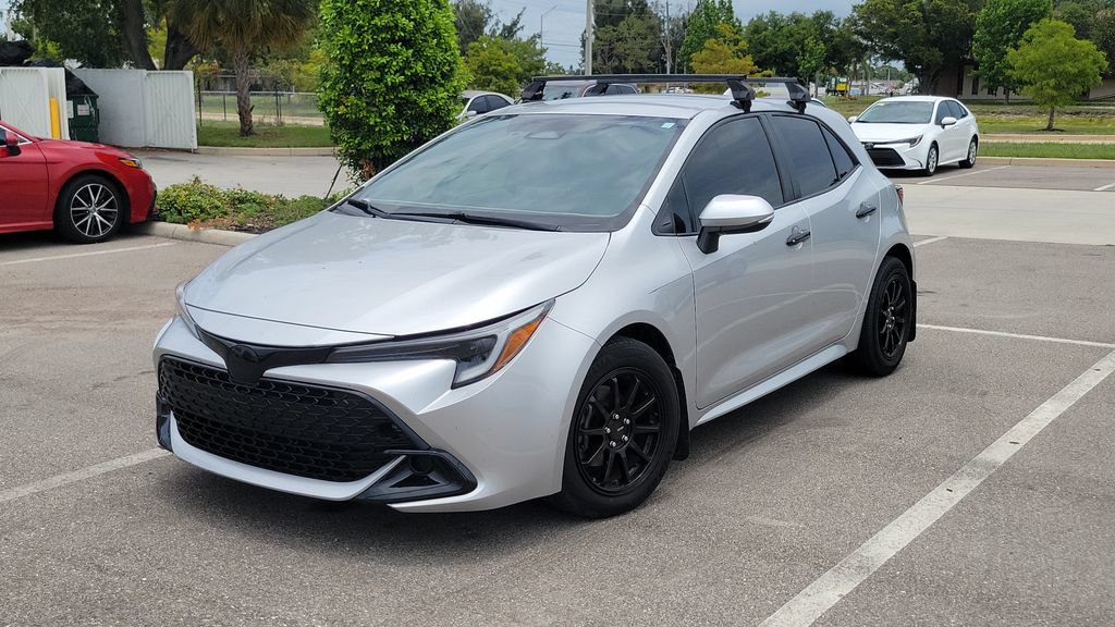 Certified 2023 Toyota Corolla SE FWD image 3
