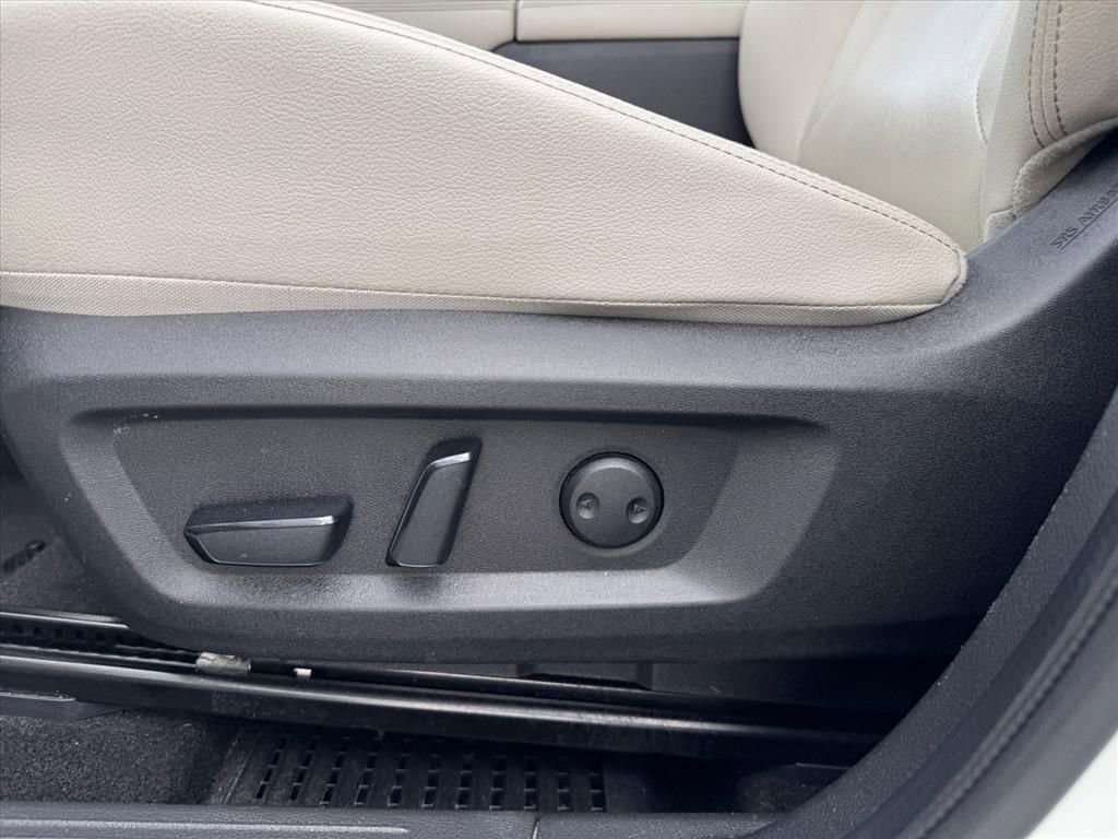 Certified 2023 Nissan Rogue SL w/ SL Premium Package FWD image 15