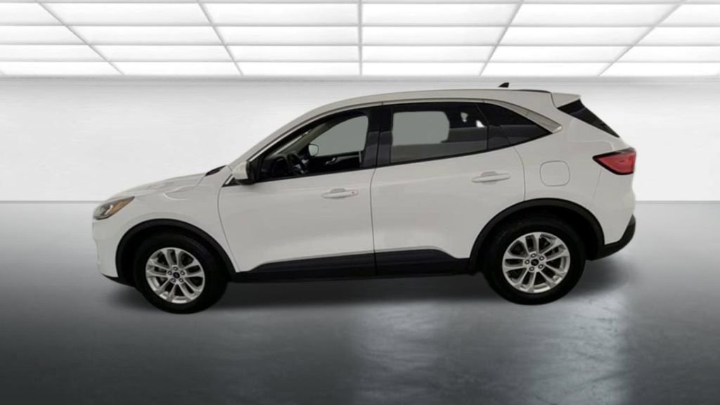 Used 2020 Ford Escape SE FWD image 5