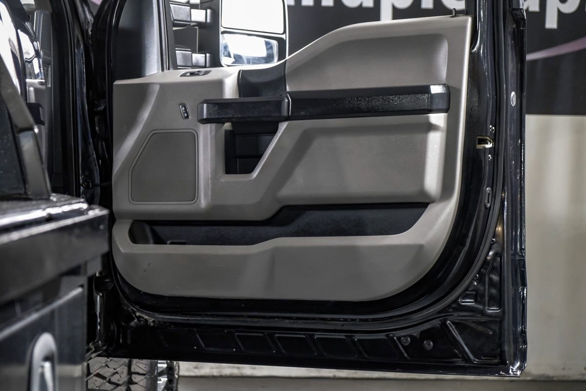 Used 2020 Ford F350 XL w/ STX Appearance Package image 28