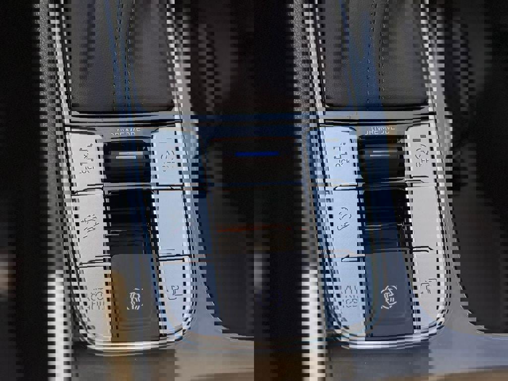 New 2026 Hyundai Tucson SE image 17