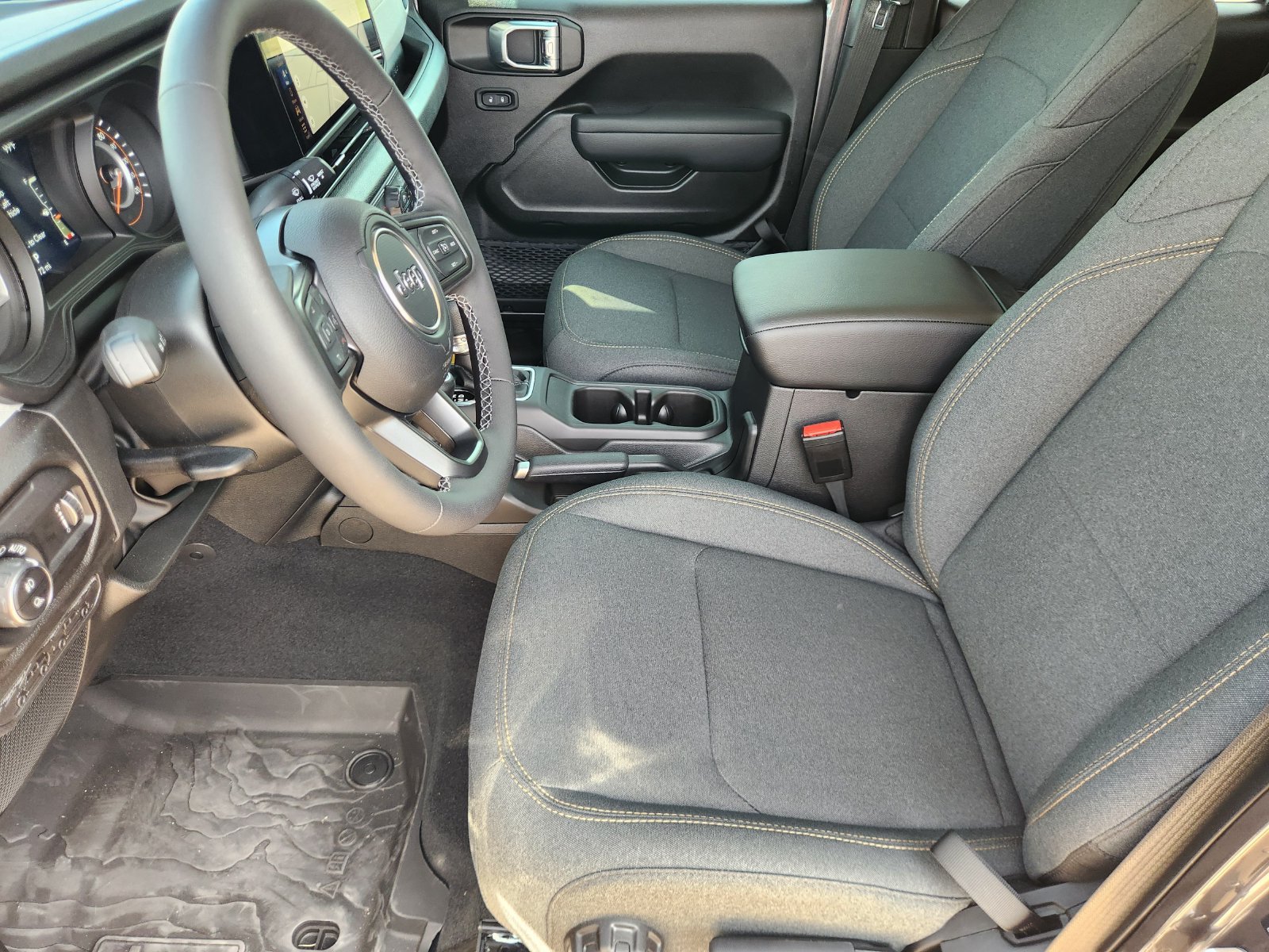 New 2026 Jeep Gladiator Sport AWD/4WD image 13