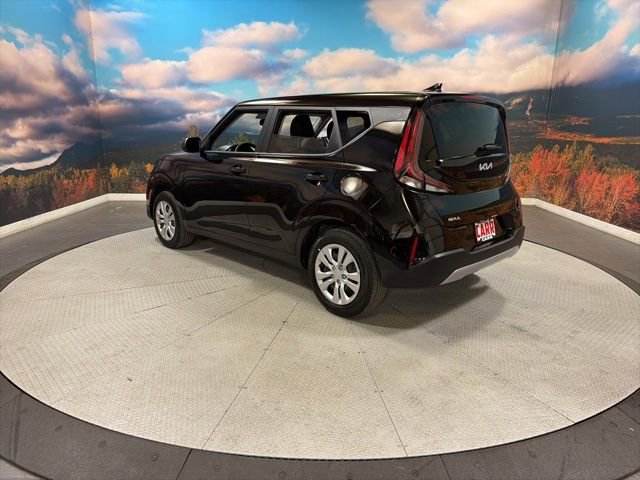 Used 2025 Kia Soul LX FWD image 6