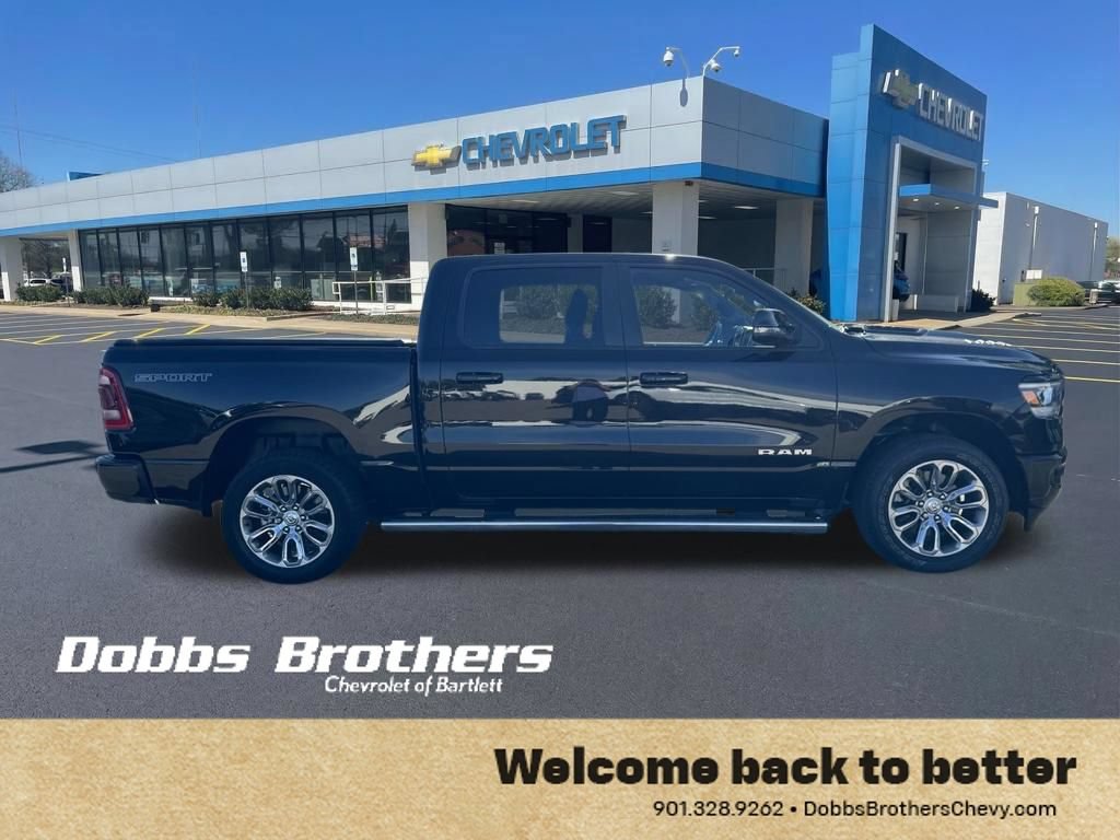 Used 2023 RAM 1500 Laramie AWD/4WD image 9