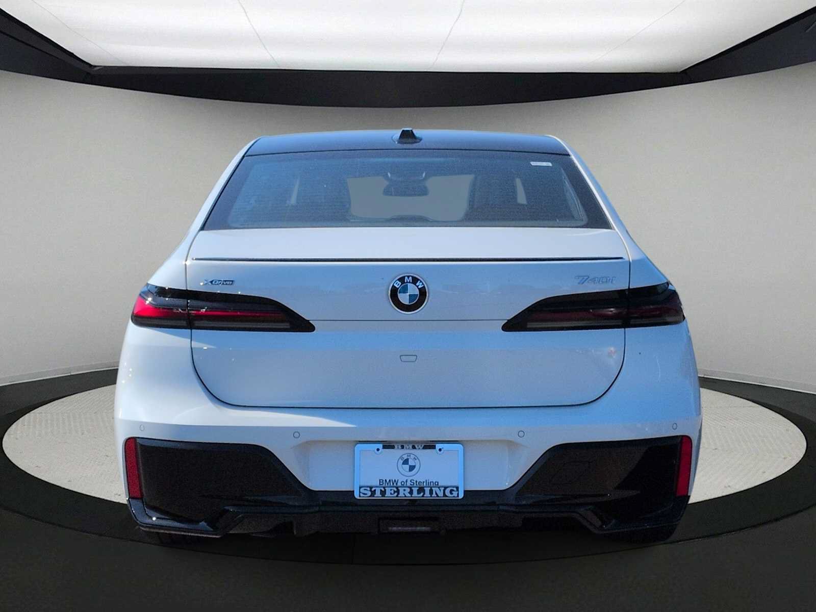 New 2026 BMW 740i xDrive AWD/4WD image 7