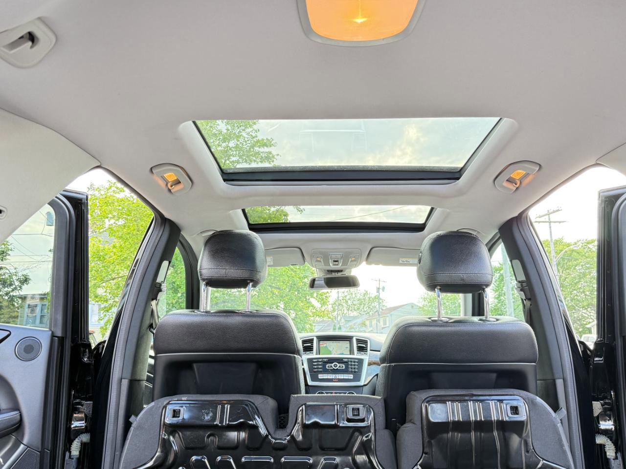 Used 2015 Mercedes-Benz ML 350 4MATIC w/ Premium 1 Package image 37